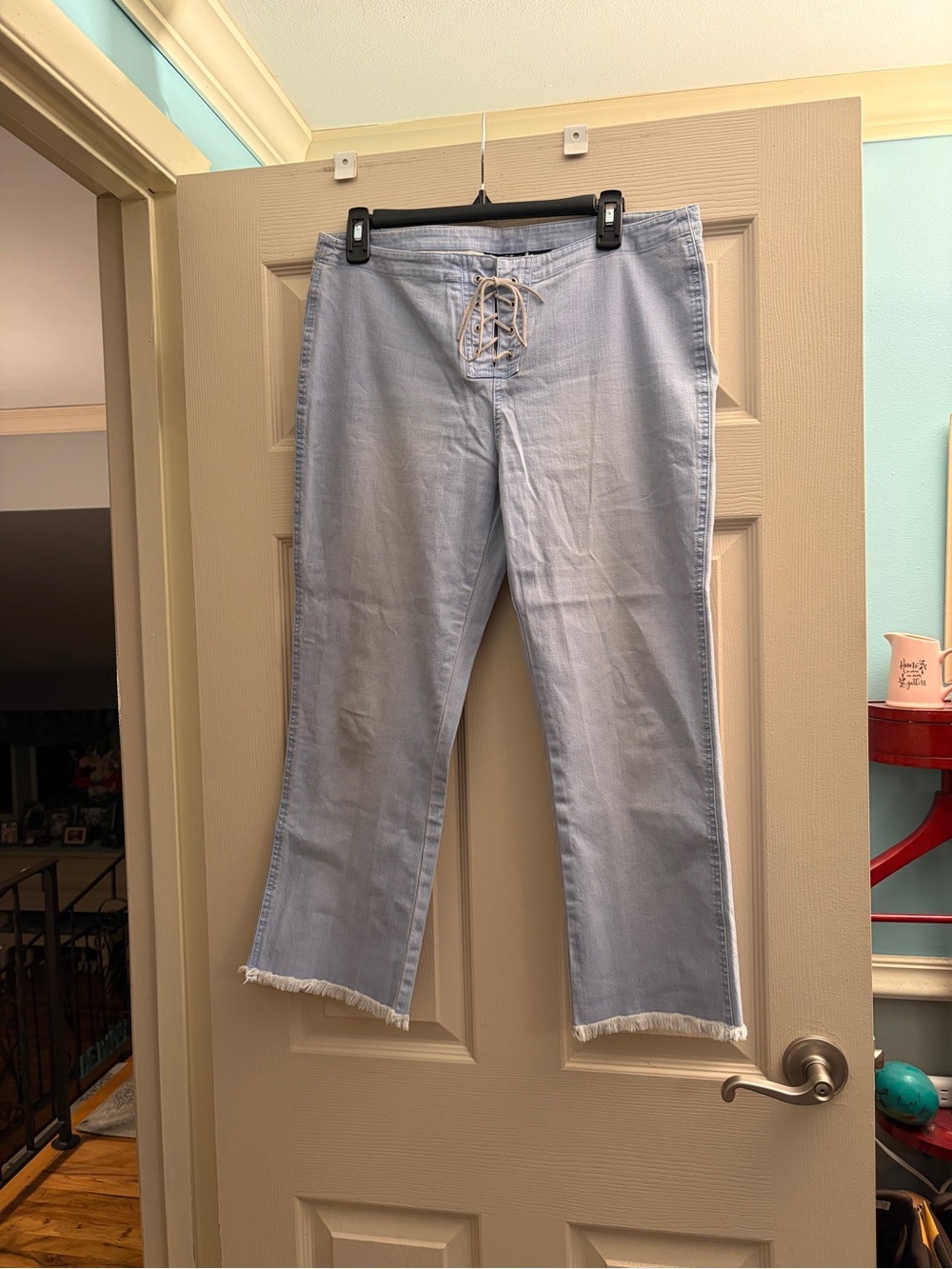 Women’s Light Wash Lace-Up Front Jeans